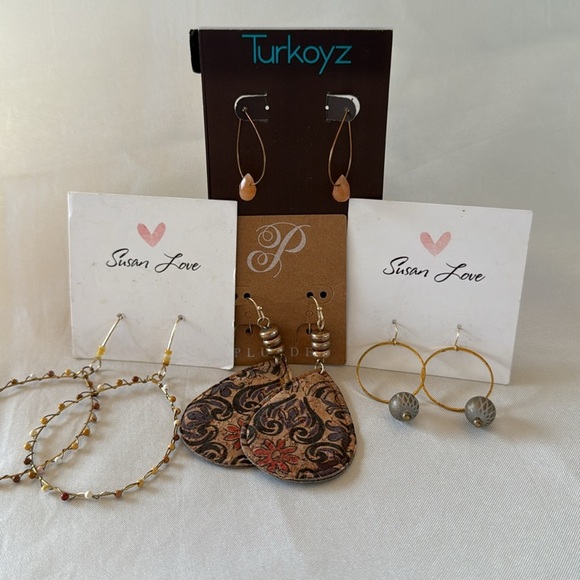 4 Pair Cute Brand New Earrings by Turkoyz, Plunder & Susan Love Handmade - Picture 1 of 13